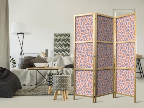 Paravent japonais - Giraffe Pattern - Colorful Animal Pattern in Blue-Pink Spots
