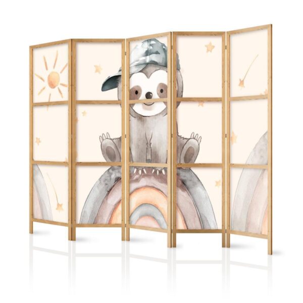 Paravent japonais - Happy Sloth - Sloth in muted colors - wearing a cap - sitting on a rainbow among the stars Paravent japonais - Happy Sloth - Sloth in muted colors - wearing a cap - sitting on a rainbow among the stars