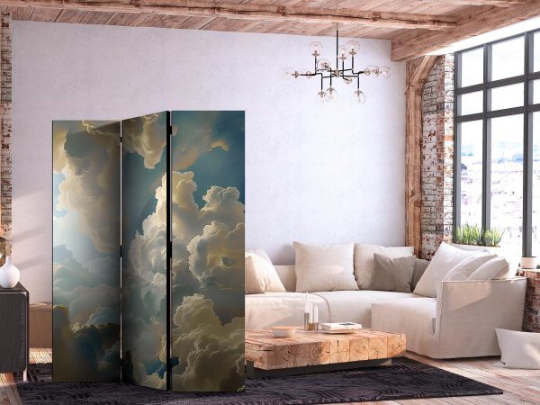 Paravent - Sun and Shadows: A Theatrical Display of Nature High Above the Ground