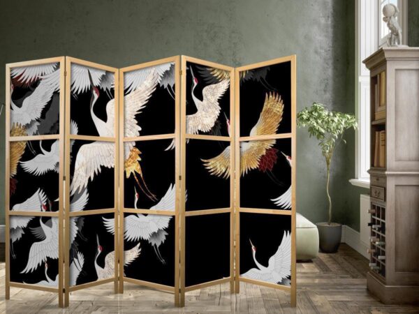 Paravent japonais - Cranes at Night - Golden-White Birds Flying Away on a Black Background