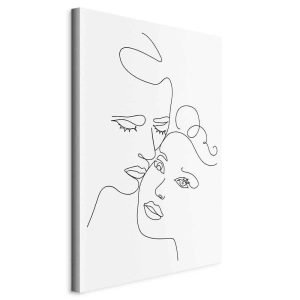 Tableau - Couple in Black and White (1-part) - Romantic Kiss Moment