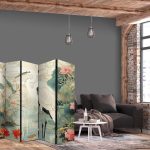 Paravent - By an Asian pond - an illustration in the style of a Japanese engraving, depicting a heron