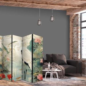 Paravent - By an Asian pond - an illustration in the style of a Japanese engraving, depicting a heron