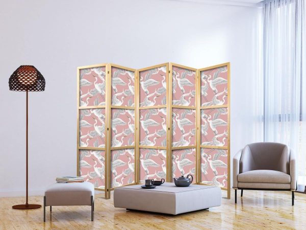 Paravent japonais - Pastel birds - a delicate pattern of white and grey herons on a light pink background