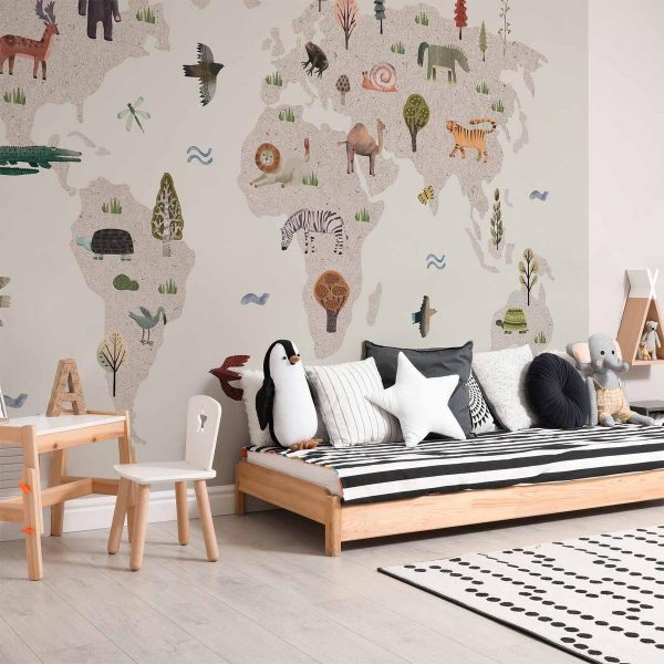 Papier peint - Beige World - Continents With Animals in Muted Colours