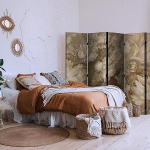 Paravent - Carved Floral Ornaments in Soft Sepia and Brown Tones