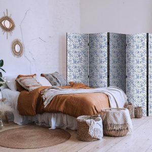 Paravent - Illustration in Vintage Style - Blue Flowers on a White Background