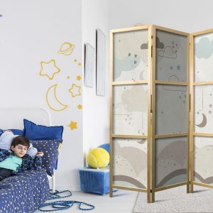 Paravent japonais - Cloudy Night Sky - Moons in browns and beiges among numerous clouds and stars on a light background