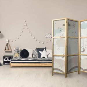 Paravent japonais - Cloudy Night Sky - Moons in browns and beiges among numerous clouds and stars on a light background