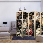 Paravent japonais - Floristry in Vintage Style - Huge Colorful Flowers on a Black Background