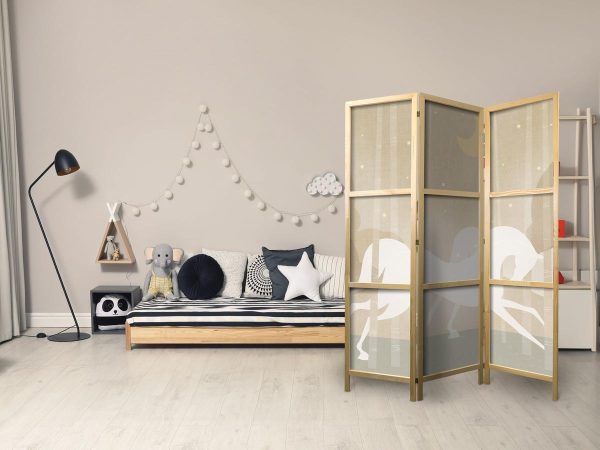 Paravent japonais - Moonlit Steeds - Horses galloping among trees on a starry night