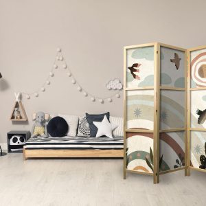 Paravent japonais - Sun Above the Rainbow - Birds in Subdued Colors Flying Among Clouds Above a Rainbow and Vegetation on a Light Beige Background