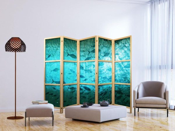 Paravent japonais - Underwater Paradise - Numerous Schools of Fish in a Beautiful Turquoise-Blue Depth Illuminated by the Sunlight Paravent japonais - Underwater Paradise - Numerous Schools of Fish in a Beautiful Turquoise-Blue Depth Illuminated by the Sunlight