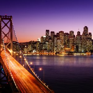 Papier Peint Pont De Nuit – Image 1