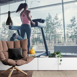 Papier Peint Femme Sur Un Tapis Roulant Avec Le Paysage À L'extérieur De La Fenêtre – Image 4