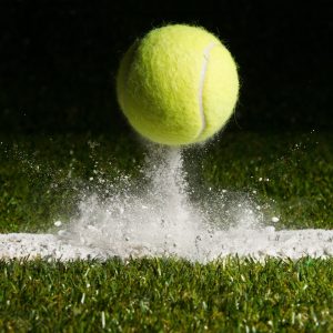Papier Peint Balle De Tennis Sur La Ligne – Image 1