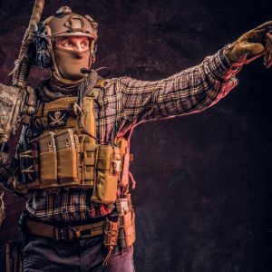 Papier Peint Soldat En Tenue De Camouflage – Image 1