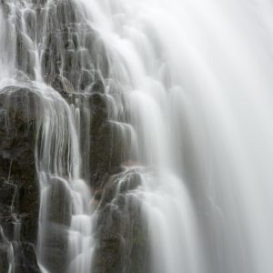 Papier Peint Cascade Rochers – Image 1