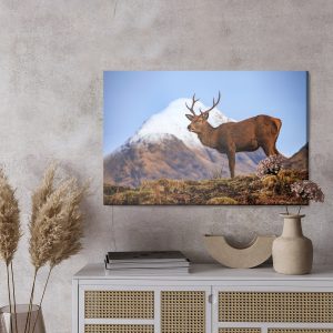 Peinture sur toile Cerf Sur Fond De Montagnes – Image 3