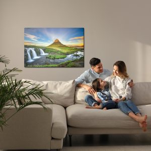 Peinture sur toile Une Cascade Sur Fond De Montagne Kirkjufell En Islande – Image 7