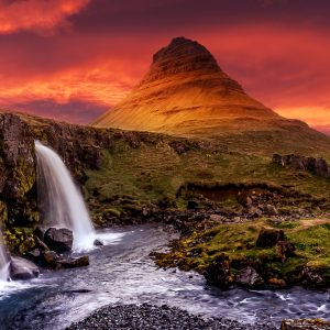 Peinture sur toile Cascade De Kirkjufellsfoss En Islande – Image 1