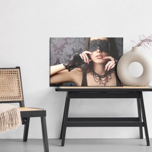 Peinture sur toile Femme Avec Un Bandeau Sur Les Yeux – Image 6