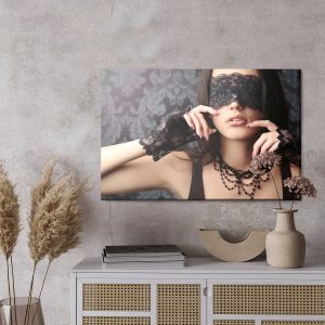 Peinture sur toile Femme Avec Un Bandeau Sur Les Yeux – Image 3