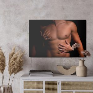 Peinture sur toile Un Homme Dans Une Étreinte – Image 3