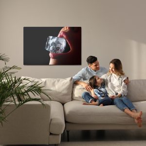 Peinture sur toile Une Femme Avec Un Glaçon Dans La Bouche – Image 7