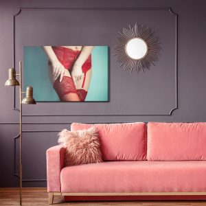 Peinture sur toile Femme En Sous-Vêtements Rouges – Image 4