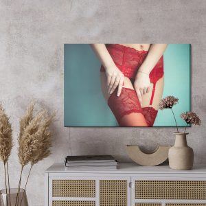 Peinture sur toile Femme En Sous-Vêtements Rouges – Image 3