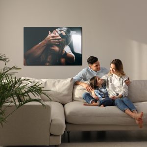 Peinture sur toile Couple Dans Un Décor Épicé – Image 7