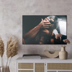 Peinture sur toile Couple Dans Un Décor Épicé – Image 3