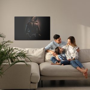 Peinture sur toile Un Couple Dans Une Chaude Étreinte – Image 7