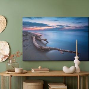 Peinture sur toile Femme Sur Un Canapé Vintage – Image 5