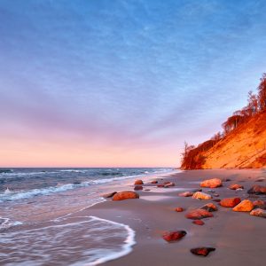 Peinture sur toile Falaises Sur La Plage Polonaise – Image 1