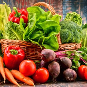 Peinture sur toile Un Panier De Légumes Frais – Image 1