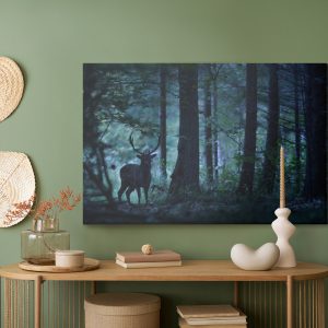 Peinture sur toile Un Cerf Dans Une Forêt Sombre – Image 5