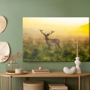 Peinture sur toile Un Cerf Et Un Matin Brumeux – Image 5