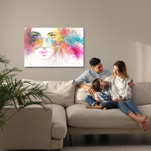 Peinture sur toile Femme À Lunettes De Soleil – Image 7