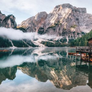 Peinture sur toile Lac Sauvage De Braies, Italie – Image 1
