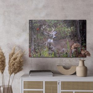 Peinture sur toile Un Cerf Parmi La Végétation Forestière – Image 3