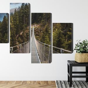 Peinture en plusieurs parties Pont Suspendu Dans Une Forêt De Montagne 3D – Image 8