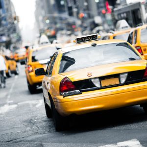 Peinture en plusieurs parties Des Taxis Dans Les Rues De New York – Image 1